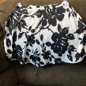 Striped Black and White floral Women's Skirt forever 21 size L